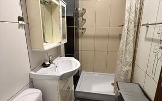 Apartament 3 camere Romană – de închiriat, poziție ultracentrală - Poză 7