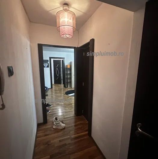 Parcare 3 Camere Drumul Gazarului Resita Mobilat - Poză 4