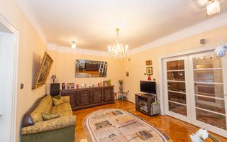 Casa de vanzare, 138 mpu, 244 teren, curte, garaj, Cartierul Domenii - Poză 5