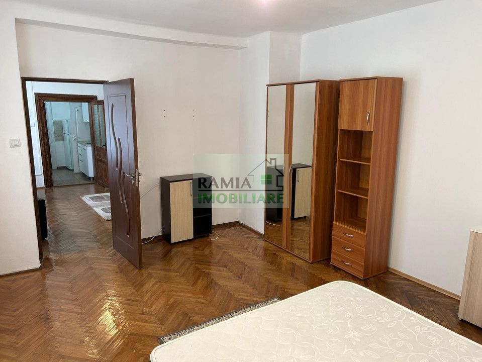Apartament 2 camere Centrul Istoric – Piața Sfatului - Poză 4