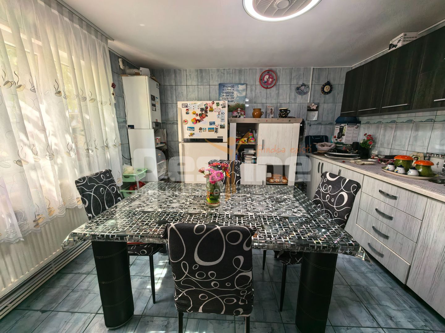 Casă cu 5 camere P+M 110 mp + 500 mp teren, mobilată - Poză 25