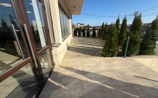 Spatiu comercial 114mp cu parcare - Poză 2