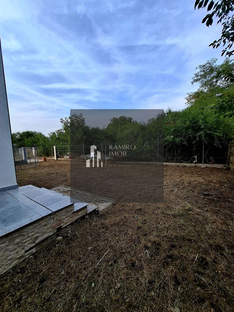 BUFTEA - APARTAMENT 3 CAMERE CU TRERASA SI CURTE. - Poză 14