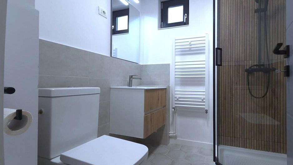 Centru - Bd Tomis 76, apartament cu 2 camere plus garsoniera separata! - Poză 20