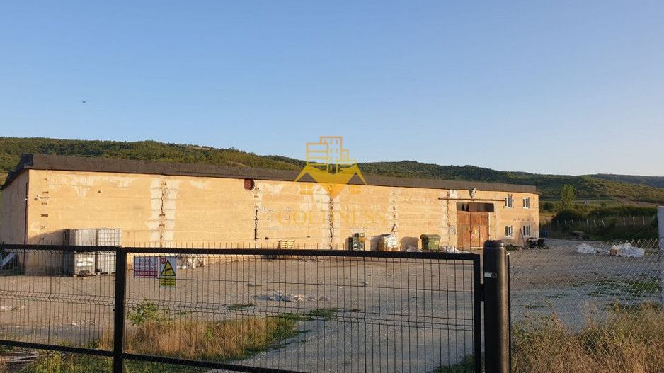 Hala industriala Dej cu platforma betonata curent trifazi - Poză 4