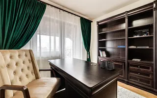 Vilă cu 6 camere de vânzare în zona Central - Poză 24