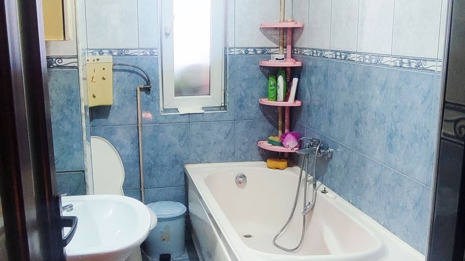 Apartament cu 3 camere in Craiter - Poză 11