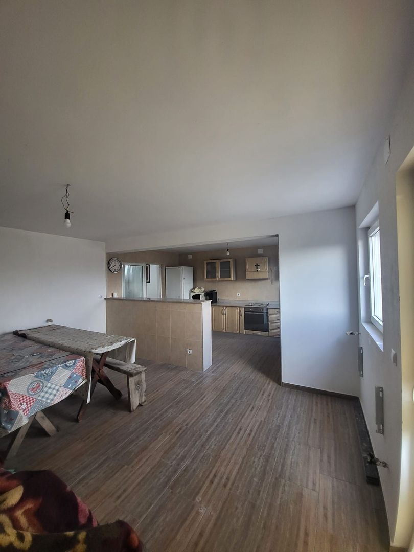 Casa de vanzare in Sântimbru - Poză 2