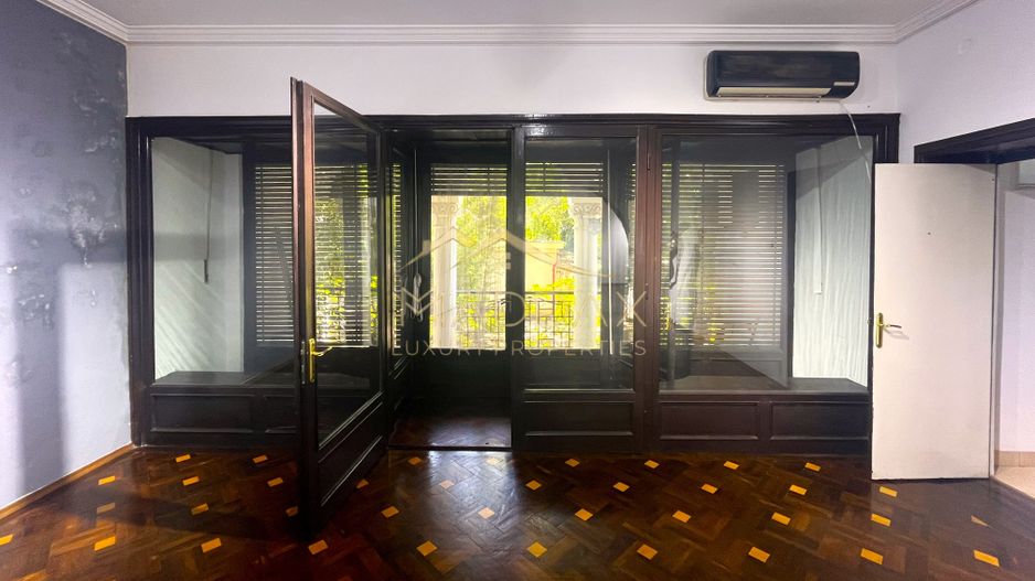 Apartament parter Piața Romană | 5 camere | Curte | 8 Locuri de Parcare - Poză 14