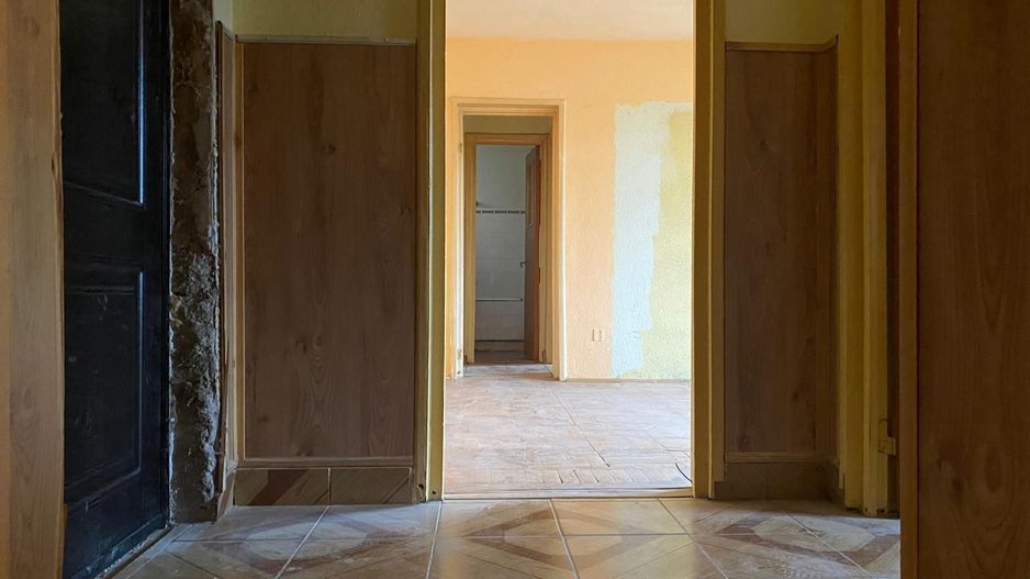 Vanzare apartament cu 3 camere în Micro 6  zonă căutată din Târgoviste - Poză 13