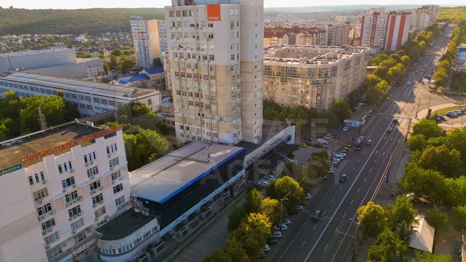 Vânzare , oficiu,  613mp, str. Alba Iulia , Buiucani. - Poză 1