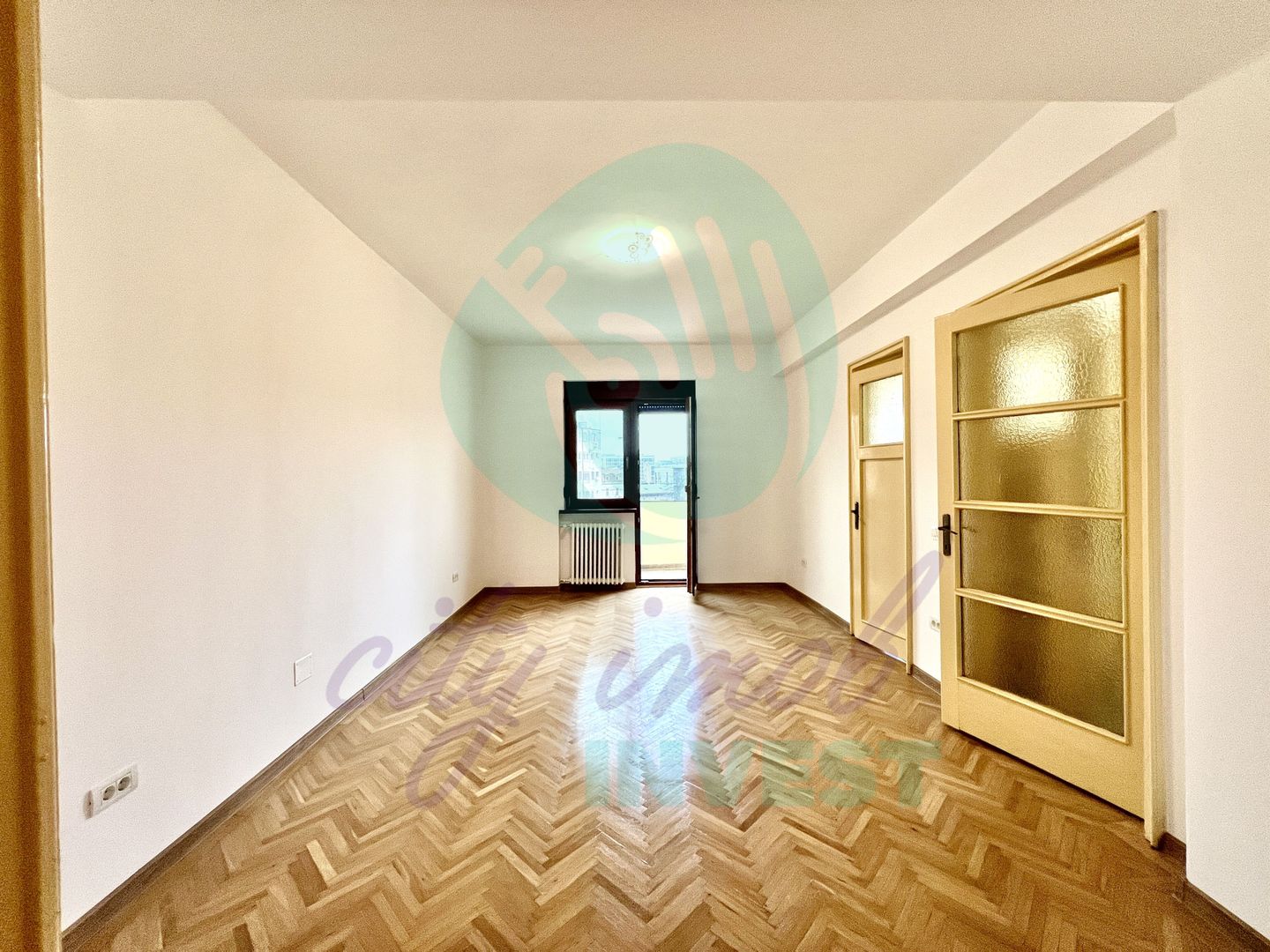 Apartament elegant Cișmigiu | 4 camere | Curte & parcare - Poză 1