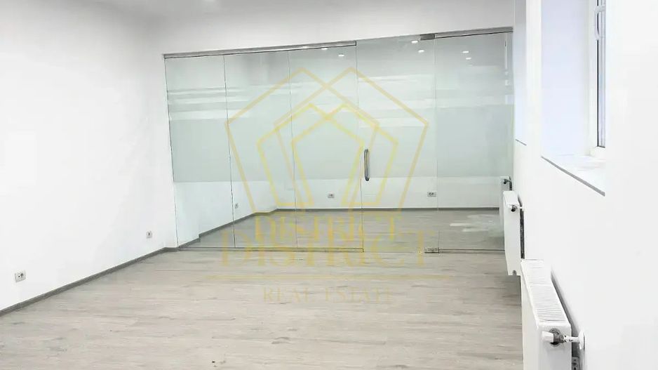 Spatiu birouri renovat I Semicentral - Poză 1
