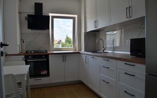 Apartament 3 camere, ultracentral, Târgu Cucu, 71 mp, mobilat și utilat complet - Poză 3