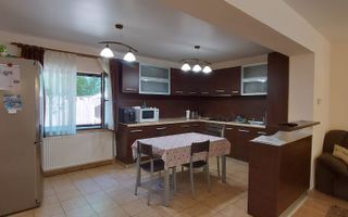 Vânzare Snagov | vilă 5 camere | teren de 921 mp - Poză 7