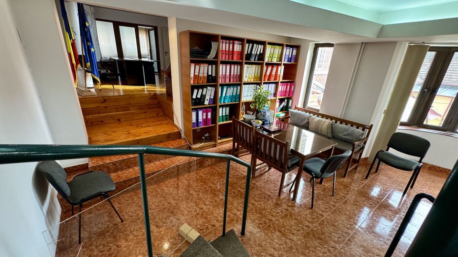 Brâncoveanu  Sp+P+M cu extindere P+1E+M pretabilă afacere - Poză 22