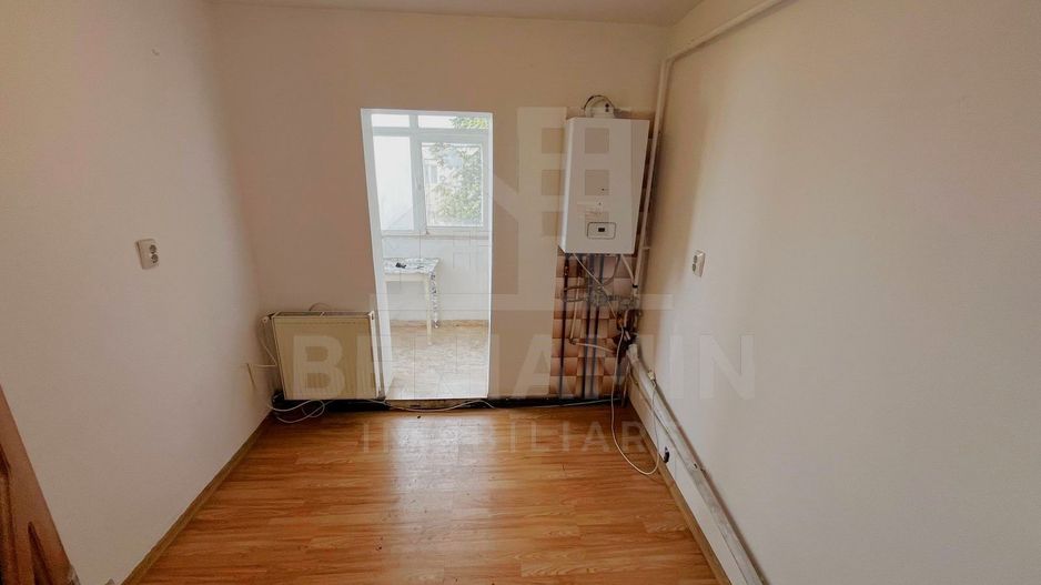 2Camere-Decomandat-50mp-Centrala Termica-AC-Zona Excelenta-Gara-Liber - Poză 3