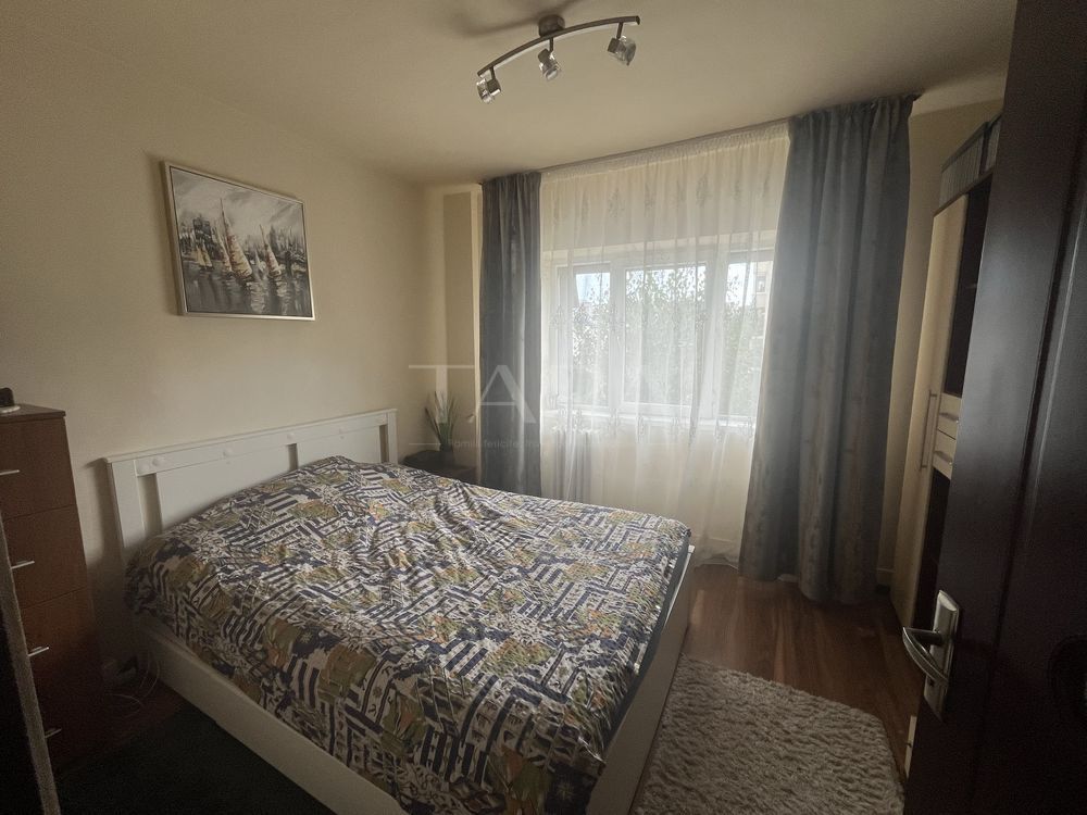 Apartament spațios, complet mobilat, în zonă liniștită - Poză 5