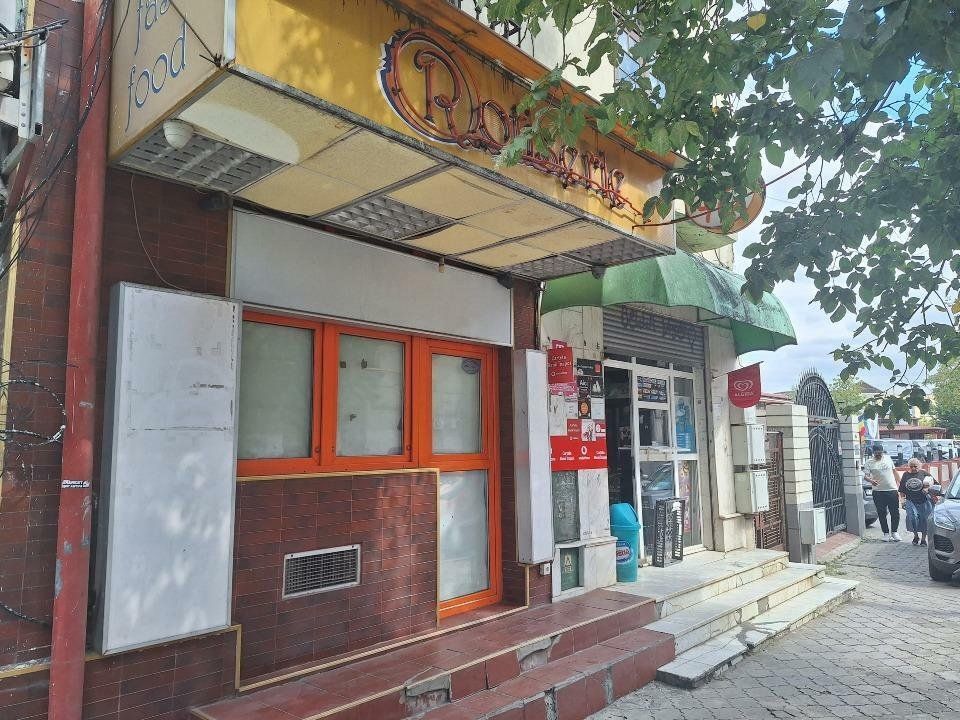 Vand 2 spatii comerciale alaturate, 40mp fiecare p+s , Bdul George Cosbuc - Poză 1