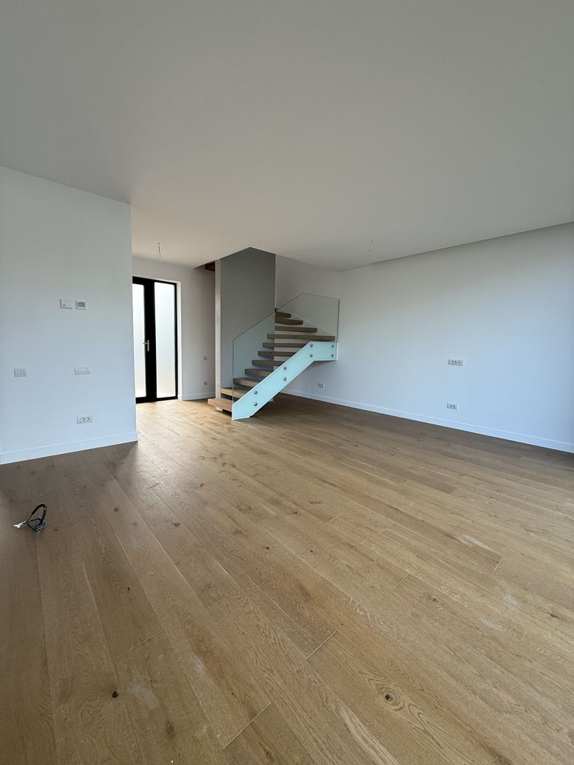 Vila de tip Urban Villa 02 in faza 1 in Amber Forest - Poză 5