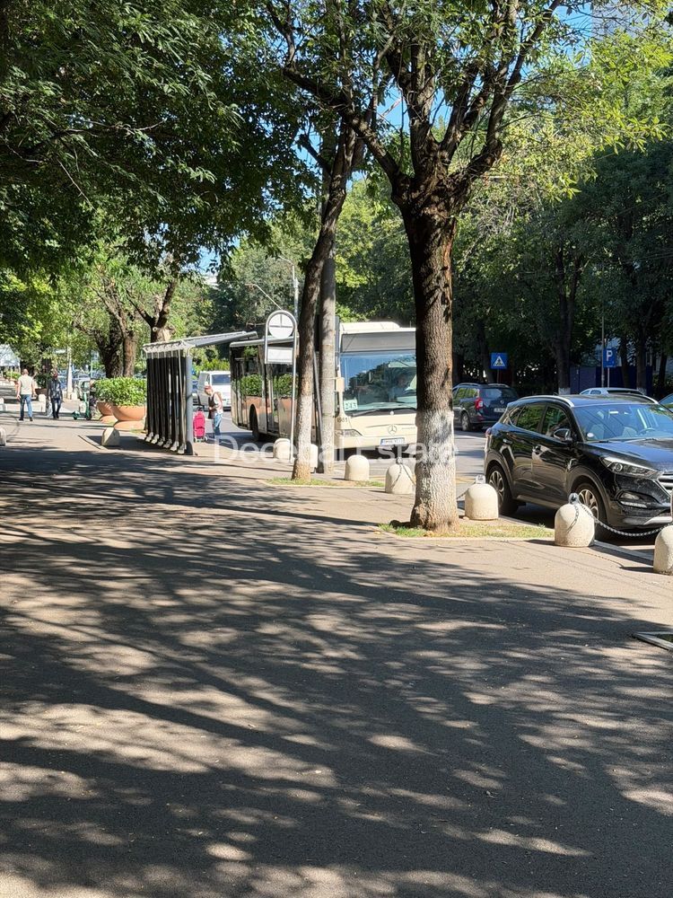 3 camere Emil Racovita Berceni  etajul 1 66 mp loc parcare si boxa - Poză 5