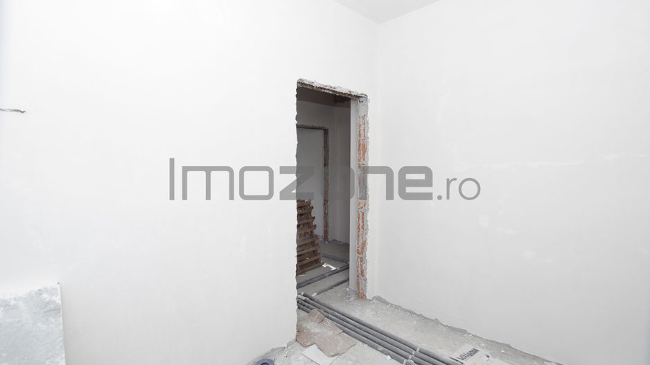 The Building - Barsanesti - Poză 53