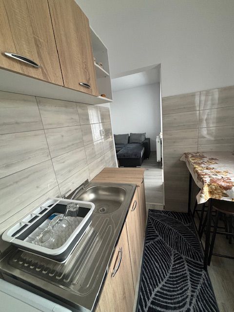 Amenajata si  renovata complet - Poză 10