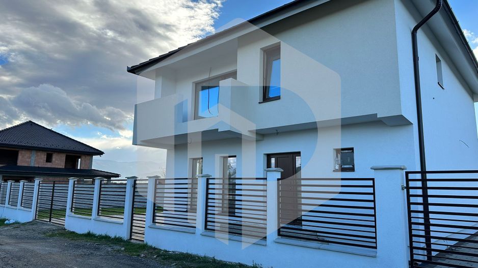 Casa single | 4 Camere | Terasa | Carport | Acces facil DN | Cristian - Poză 5
