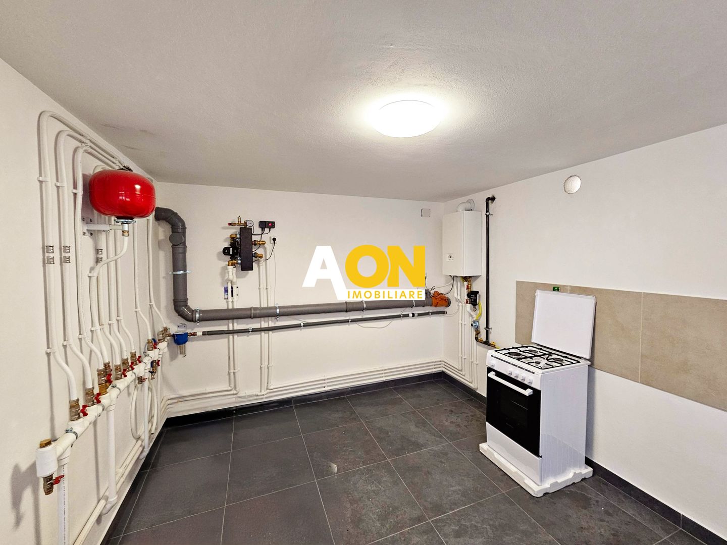 Casa 4 camere, 144 mp utili, 468 mp teren, Cetate - Poză 18