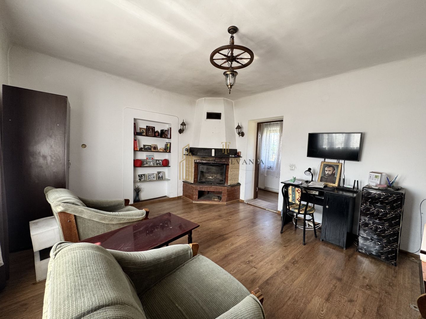 Casa de vanzare cu potential ridicat in Cornatel jud.Sibiu - Poză 8