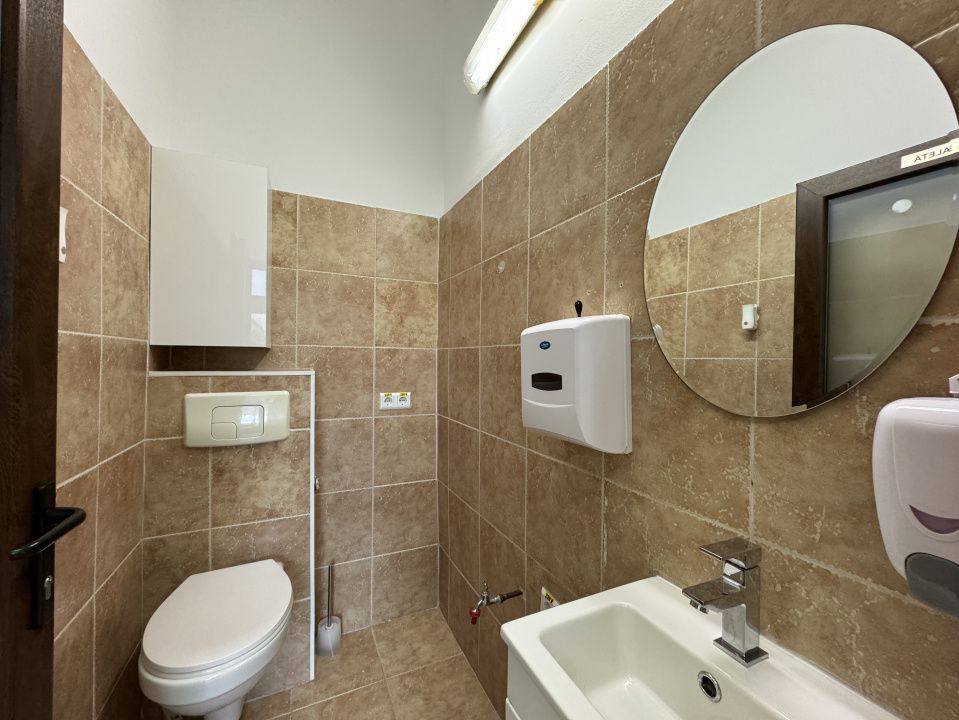 Spatiu servicii, birouri, Zona Modern. Comision 0 - Poză 16