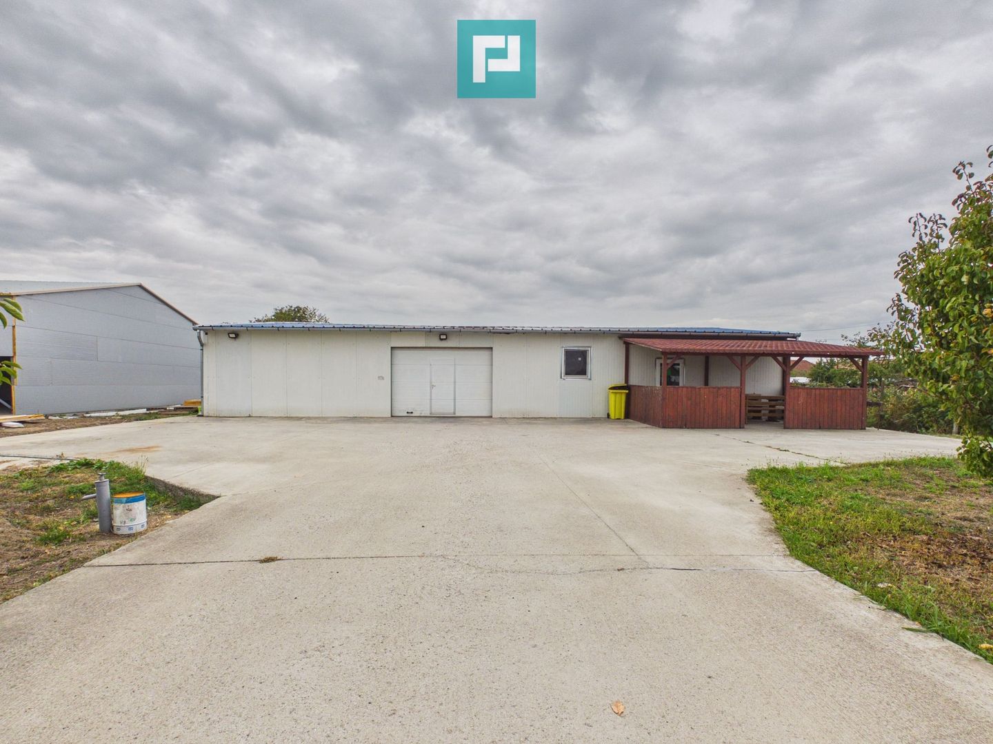 SPAȚIU INDUSTRIAL MODERN, 205 MP | TEREN 1.162 MP - Poză 1