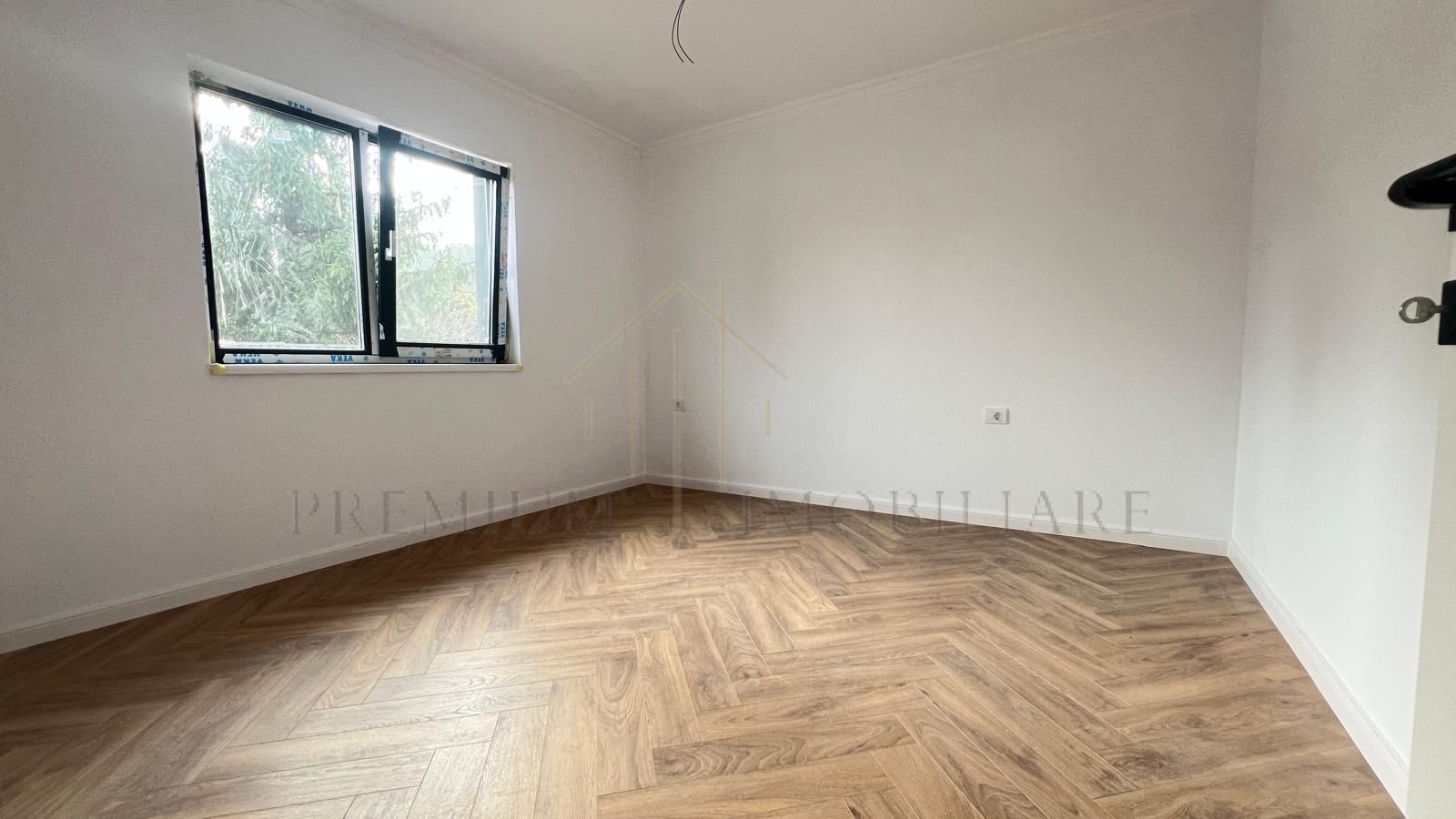 Casa Individuala de vanzare Onesti - Poză 3