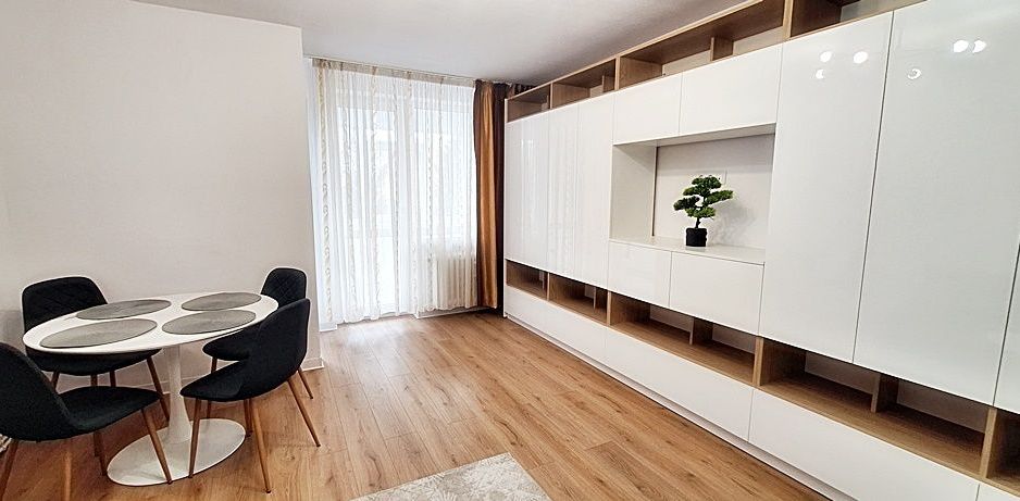 Astra, str. Soarelui, Garsoniera mobilata nou, la prima inchiriere, 370 euro - Poză 12