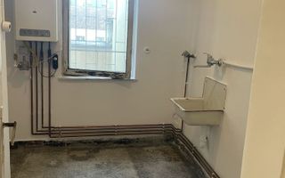 Apartament ultracentral– 37 mp, bloc cu lift. - Poză 6