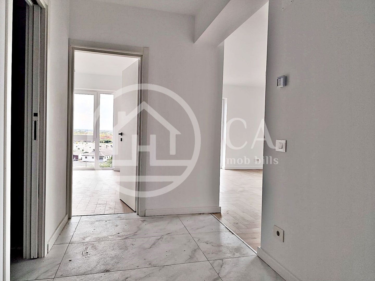 De vanzare apartament cu 3 camere cartierul Prima Arena, Oradea - Poză 6
