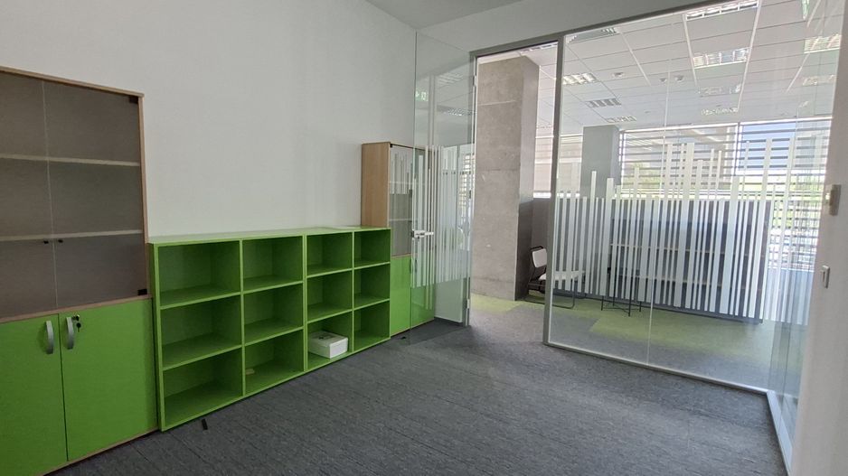 Spatiu pentru birou 258mp - Piata 700 - Poză 15