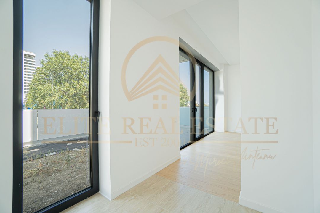 Stațiunea Mamaia - Vânzare apartament cu 2 camere cu terasa, primul rând la mare - Poză 6