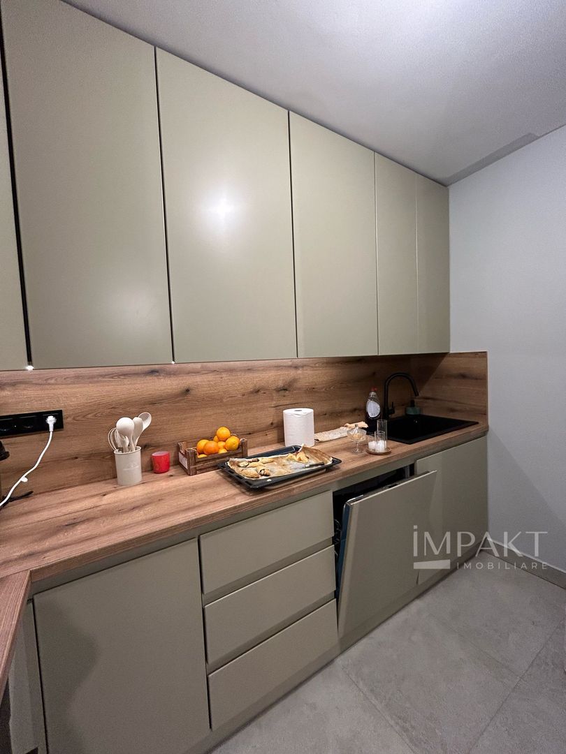 Vanzare apartament cu 3 camere, etaj intermediar, terasa, parcare! - Poză 8