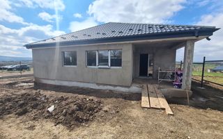 Casa independenta energetic Barnova Cercu, 4 camere, 475 mp teren - Poză 5