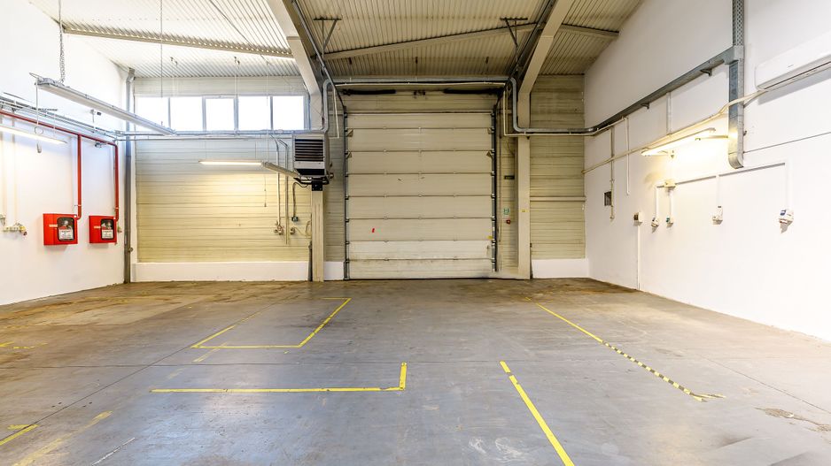 Hală industrială ideală pentru producție sau showroom în Arad 553mp - Poză 5