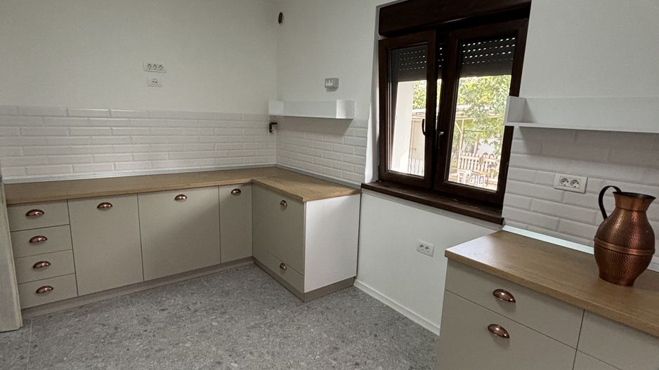 Apartament generos la casa,zona Bogdanestilor - Poză 30