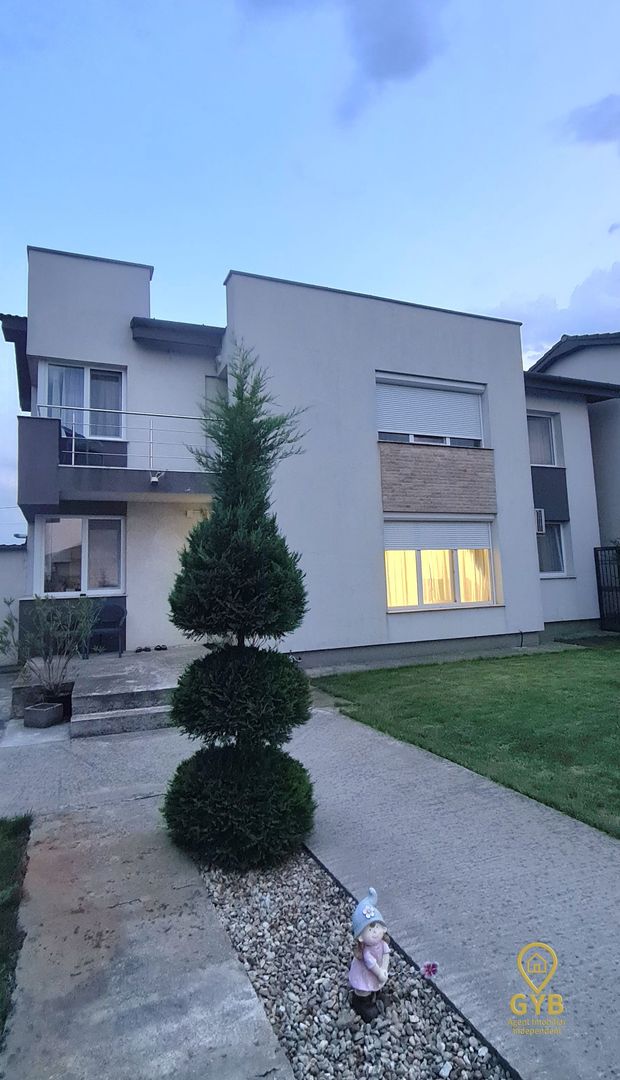 Casa cu etaj de vânzare în Sântandrei 131 mp util - Poză 15
