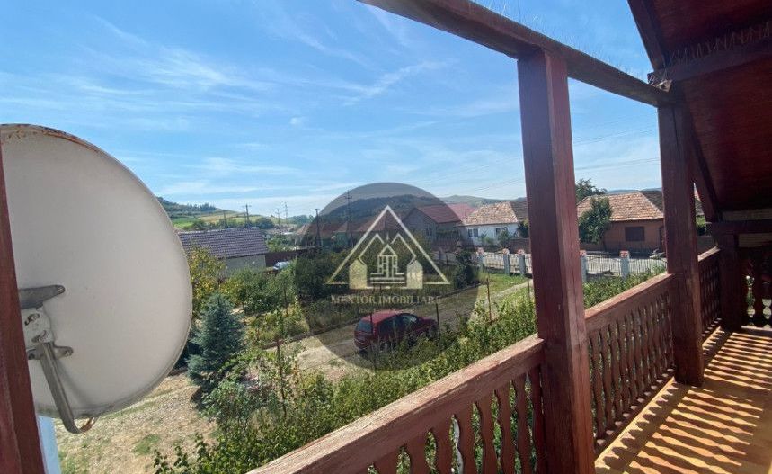 Casă mare și modernă - Poză 22