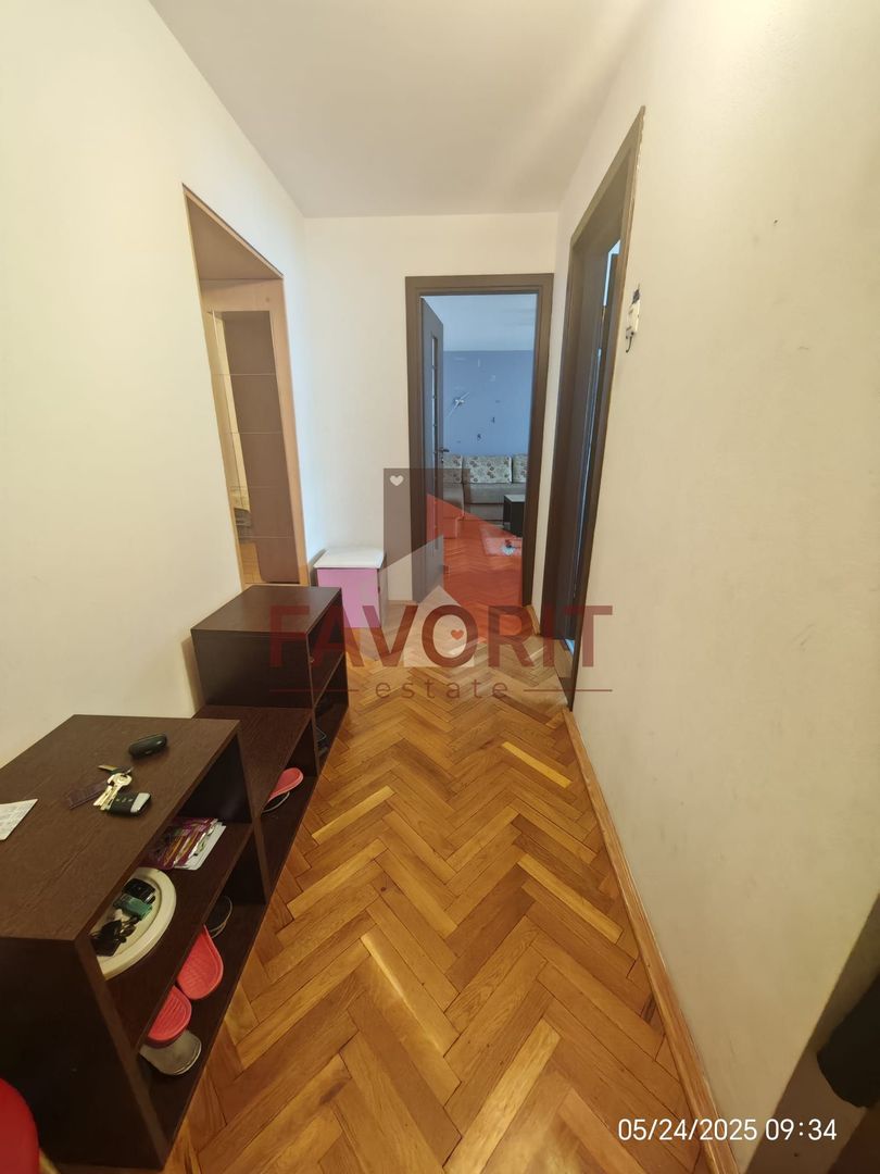 4 camere | centrala proprie | etaj intermediar | zona excelenta | renovat | - Poză 9