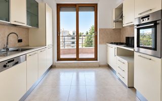 Apartament 3 camere+loc de parcare Primaverii - Poză 9