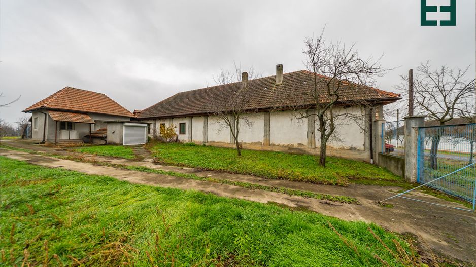 Vândut - Teren cu construcție – 2.480 mp – Seceani, Timiș - Poză 7