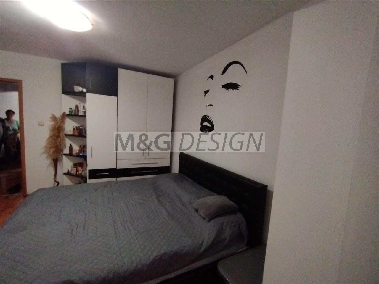 Apart  2 cam spațios Aradului- parter cu balcon centrala proprie - Poză 2