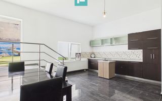 Vilă cu 5 dormitoare, piscină și garaj pe Eminescu - Poză 5
