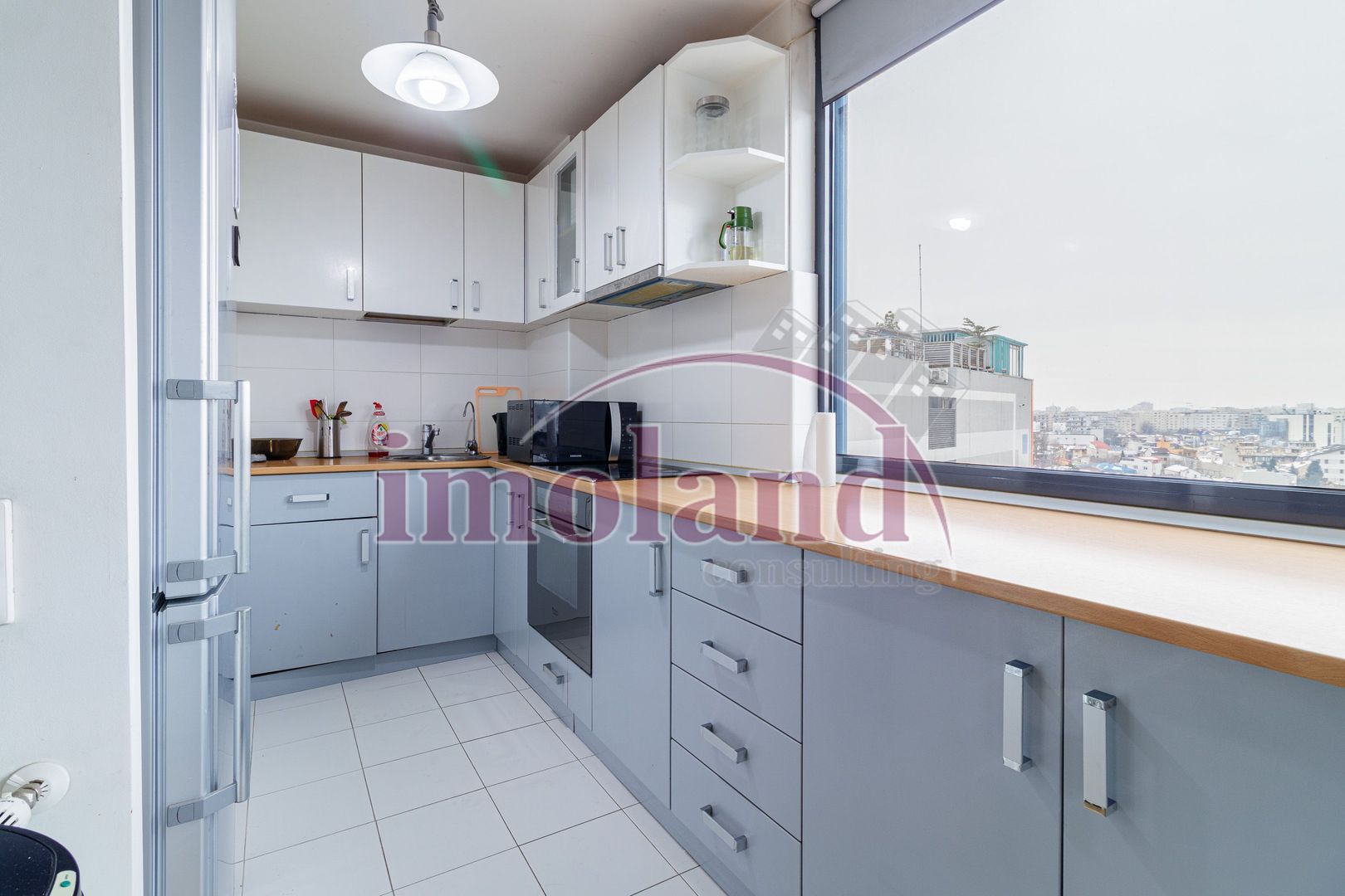 Vanzare Apartament 3 Camere -2 bai - Complex Delea Veche 24 - Poză 4